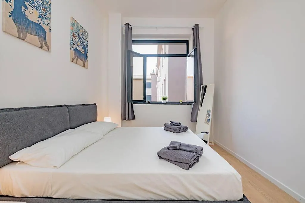 Wonderful Home - Isola District location
